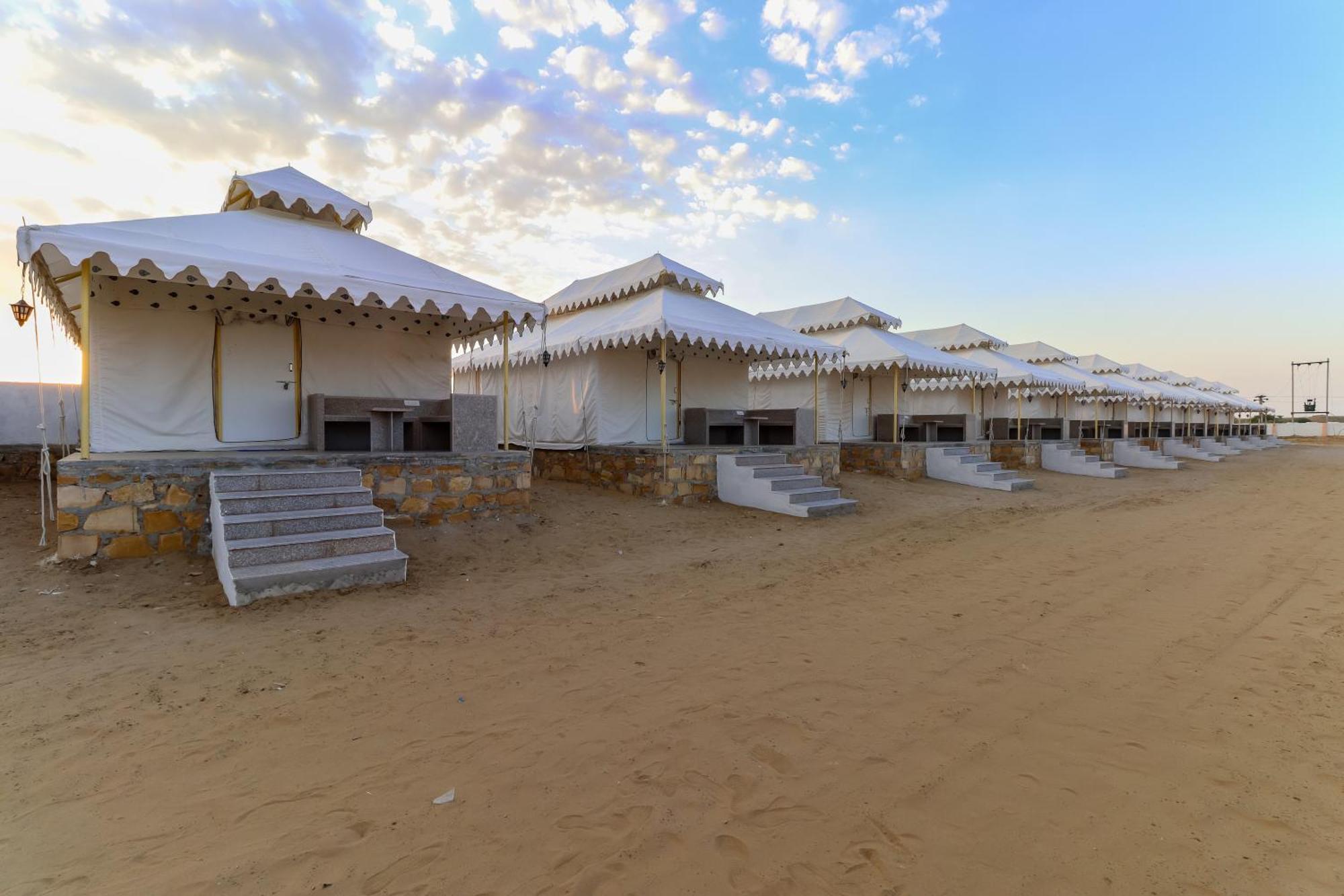 Nk Desert Camp Jaisalmer Hotel Sam Exterior photo