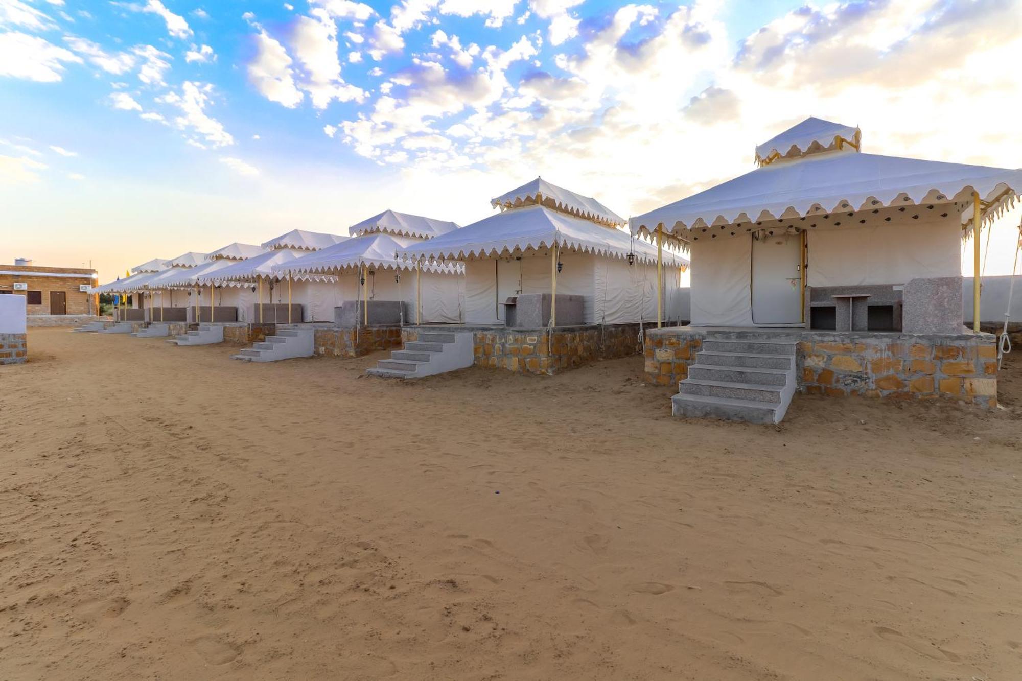 Nk Desert Camp Jaisalmer Hotel Sam Exterior photo